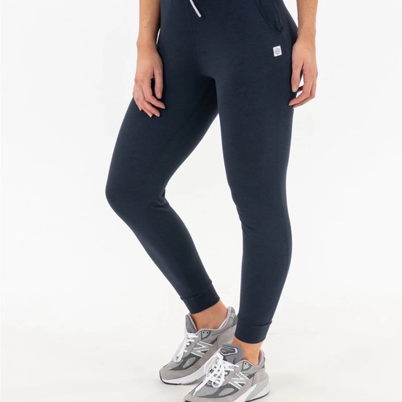 Rhoback Tempo Performance Jogger in Navy NWT - Picture 7 of 7